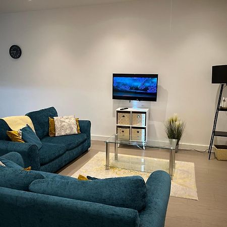 Hotel Maplewood Luxurious One-Bed Flat With Free Parking à St Albans Extérieur photo