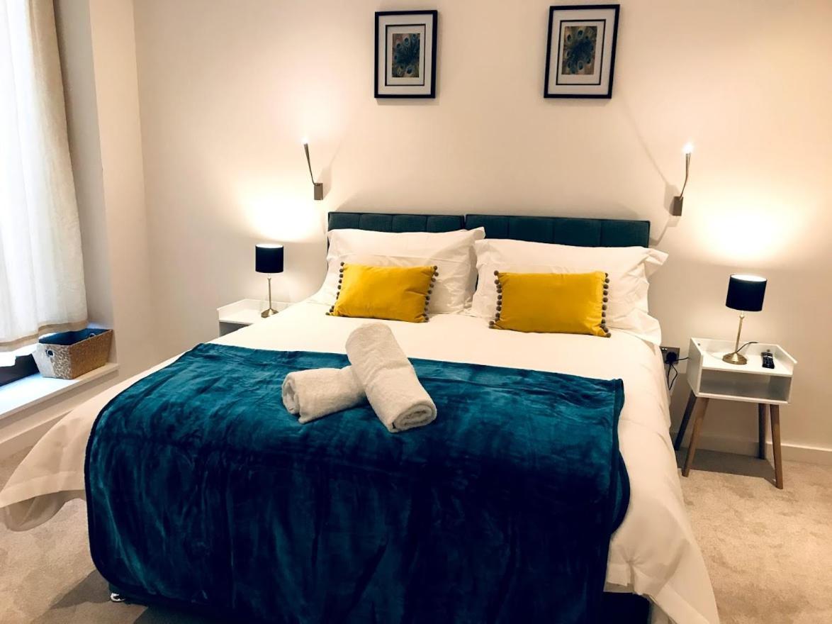 Hotel Maplewood Luxurious One-Bed Flat With Free Parking à St Albans Extérieur photo