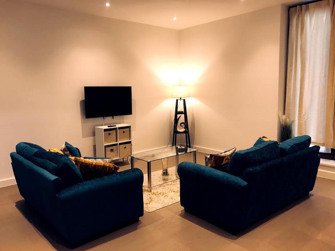 Hotel Maplewood Luxurious One-Bed Flat With Free Parking à St Albans Extérieur photo