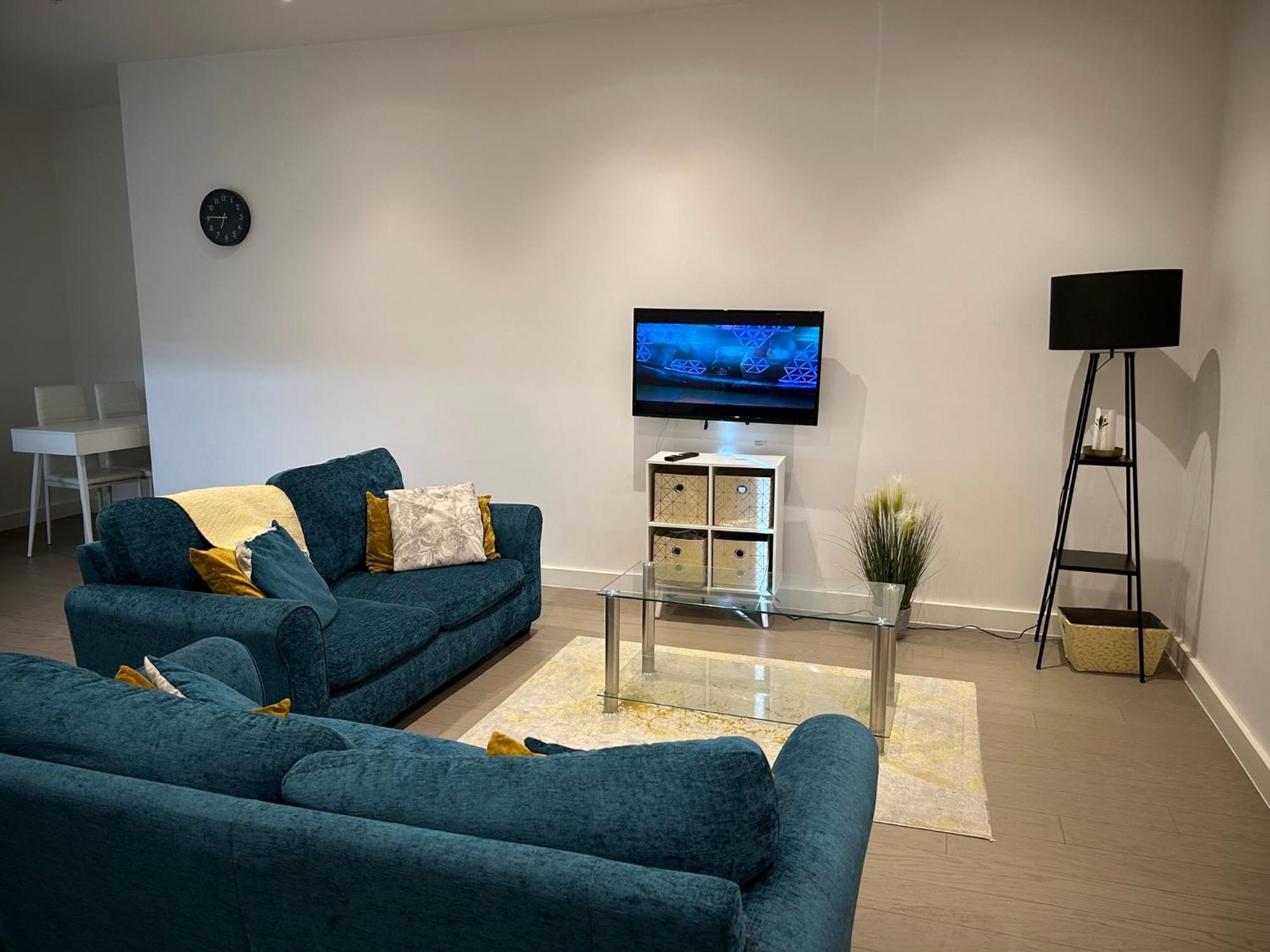 Hotel Maplewood Luxurious One-Bed Flat With Free Parking à St Albans Extérieur photo